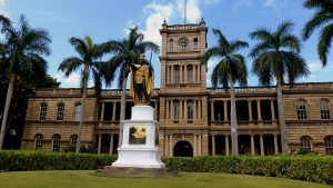 The statue of King Kamehameha in front of Ali’iolani Hale